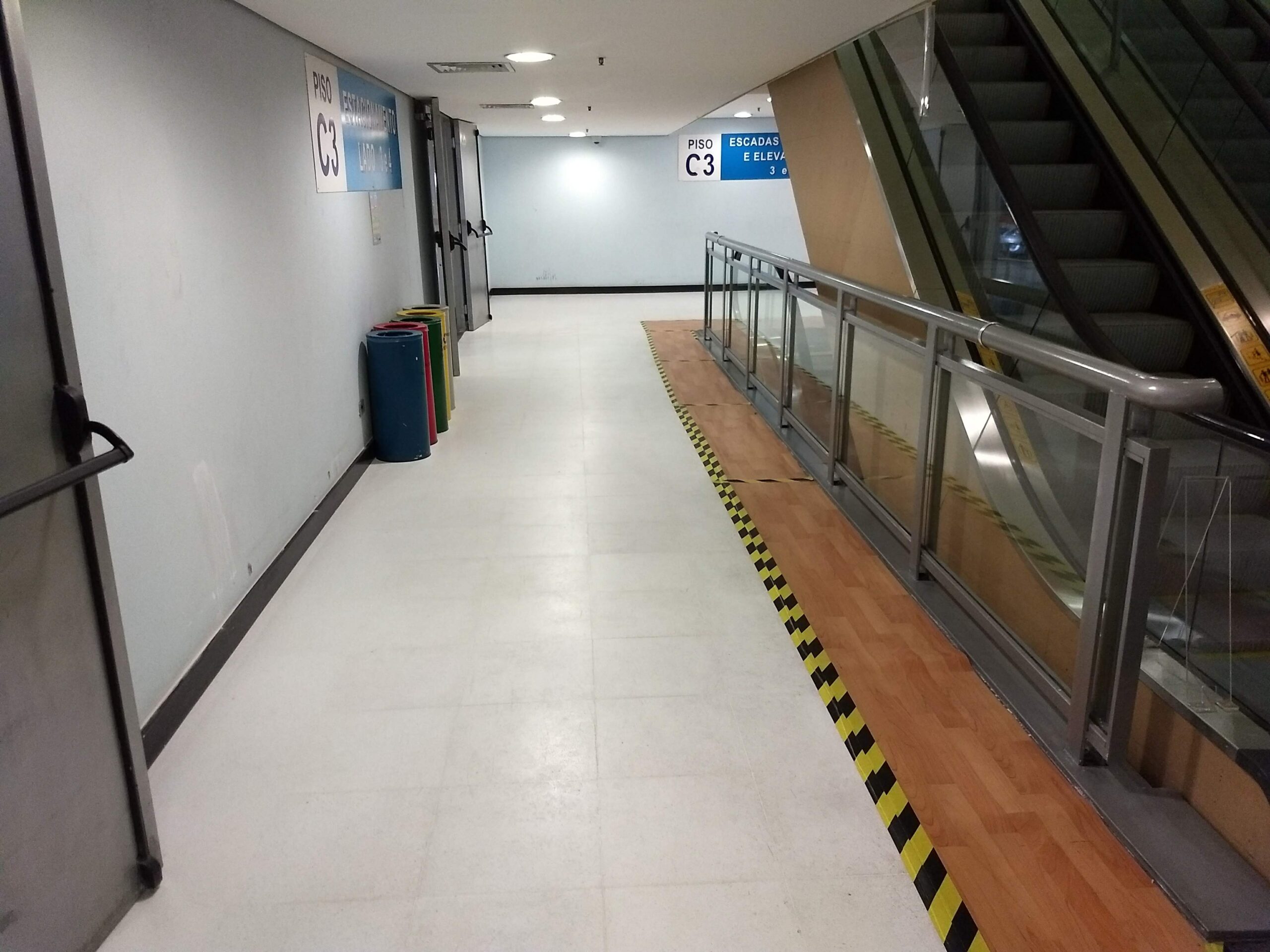 Proteção para segurança dos visitantes durante funcionamento do Shopping